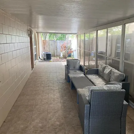 2 Bedrooms Vacation Home Tampa Exterior photo