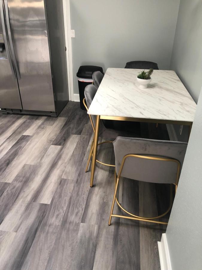 2 Bedrooms Vacation Tampa